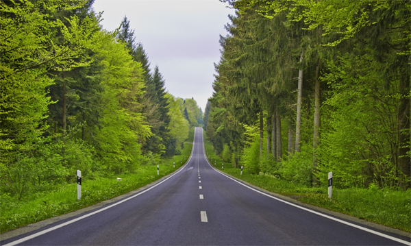 欲启幸福门 敢问路何方