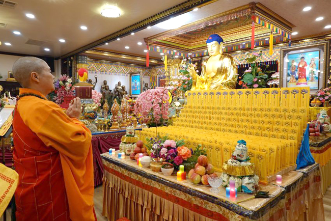 慈善寺举行盂兰盆法会 东西方信众共同实践慈悲与报恩-图片1