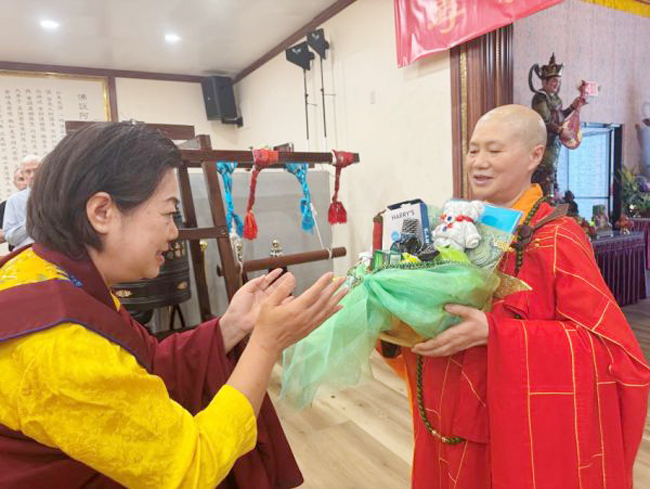 慈善寺举行盂兰盆法会 东西方信众共同实践慈悲与报恩-图片5