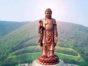 南无第三世多杰羌佛说法 为一个西方人提问说法